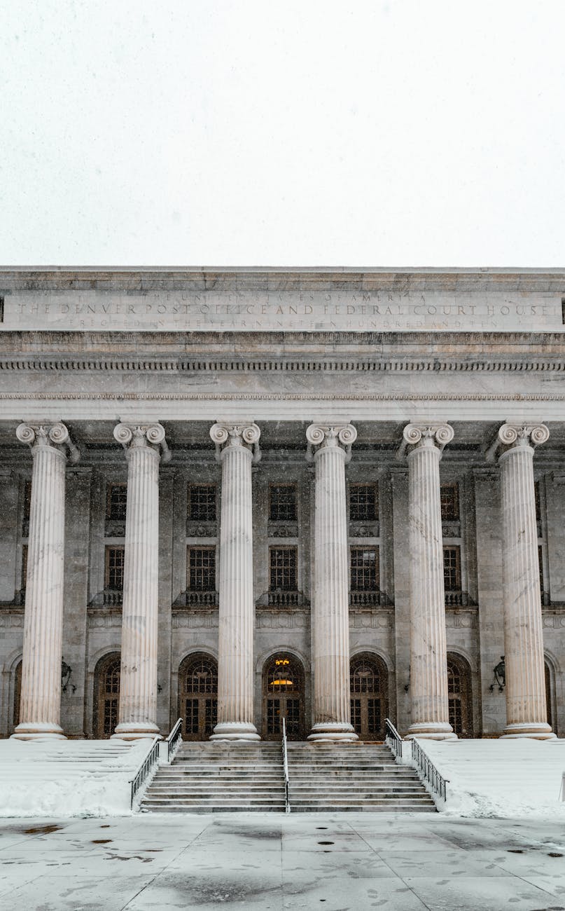 Courthouse representing appeals and judicial reviews